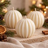 Christbaumkugel-Kerze aus Soja- & Rapswachs