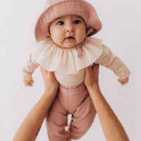 Baby - Body mit langen Ärmeln und Tüllkragen - The Baltic Shop