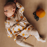 Bodykleid aus Bio Baumwolle mit Orangenmuster - The Baltic Shop