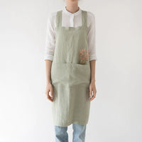 Crossback Latzschürze aus Leinen in viele Farben