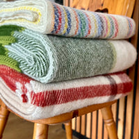 Decke aus 100% Wolle in viele Farben - The Baltic Shop