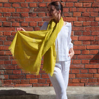 Dünner Leinenschal mit Fransen - The Baltic Shop