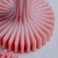 Geometrische Stabkerze aus Rapswachs - The Baltic Shop