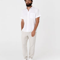 Kurzärmliges Leinenhemd VERBIER für Herren in Weiß - The Baltic Shop