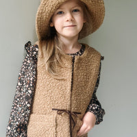 Kuschelige Weste mit Lederband in 2 Farben - The Baltic Shop