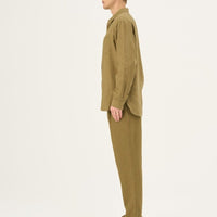 Leinenhemd – Unisex Hemd aus 100 % Leinen in Khaki, locker geschnitten - The Baltic Shop