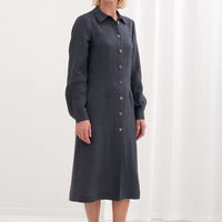 Leinenkleid mit lange Ärmel "Una" AW26 - The Baltic Shop