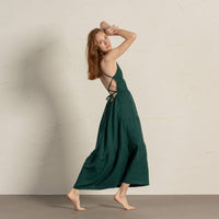 Leinenkleid mit Trägern Soleil - Cocktailkleid mit offenem Rücken - The Baltic Shop