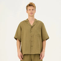 Libertas Shirt in Khaki– Moderne Leichtigkeit aus Leinen - The Baltic Shop