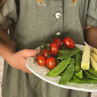 Mädchenkleid aus Leinen mit Puffärmeln - The Baltic Shop