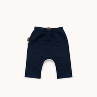 Musselin Babyhose aus Bio - Baumwolle – Weiche & atmungsaktive Babykleidung - The Baltic Shop