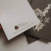 Rote Blume mit einer Biene, Kleine flache Karte - The Baltic Shop