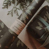 Set aus 3 Stück Kraftpapier mit grünen Zweigen - The Baltic Shop