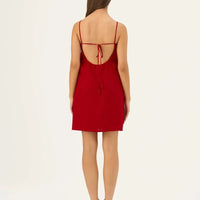 Stella Kleid in Rot – Verspielte Eleganz mit modernem Twist - The Baltic Shop