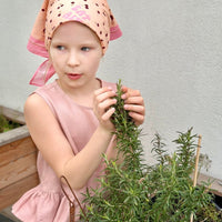 Tuch in Pfirsichfarbe mit kleinen Kirschen - The Baltic Shop