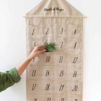 Adventskalender aus Leinen „Monat der Magie“ - The Baltic Shop
