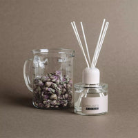 Handgegossener Diffuser-Duftstäbchen mit Rosenl Duft - The Baltic Shop
