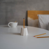 Kerzenhalter aus Porzellan, groß - The Baltic Shop