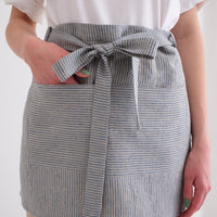 Küchenschürtze aus Leinen mit dicken Gurt - The Baltic Shop