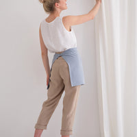 Küchenschürtze aus Leinen mit dünnen Gurt - The Baltic Shop