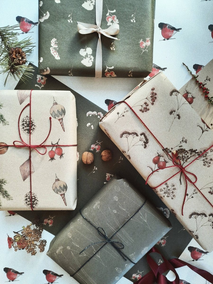 3 - teiliges Geschenkpapier aus Kraftpapier mit Blumenmuster - The Baltic Shop