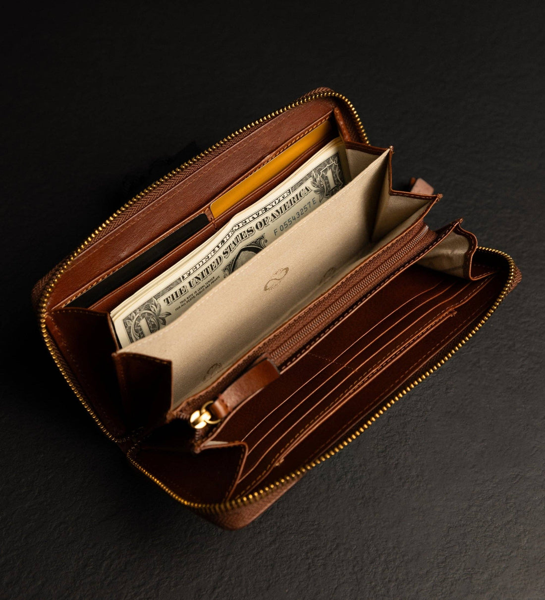Excellent Women – Continental-Geldbörse aus Vachetta-Leder
