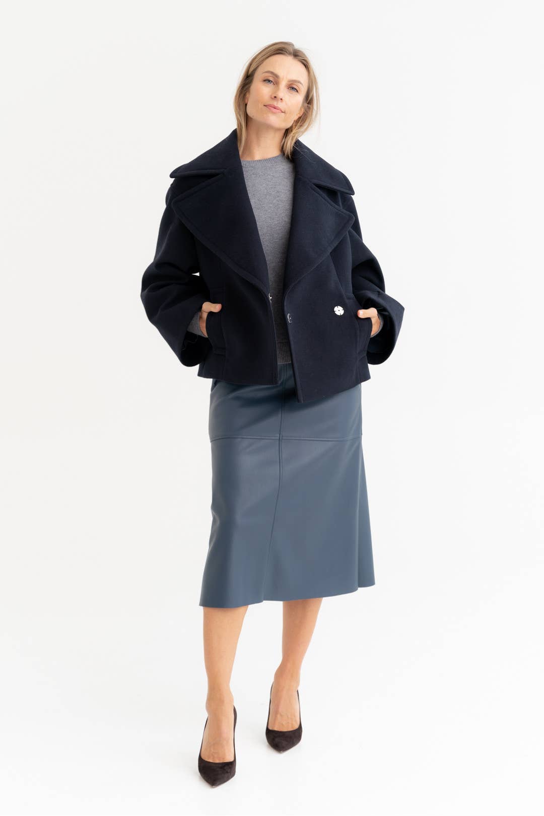 Boxy Mantel in Tiefseeblau