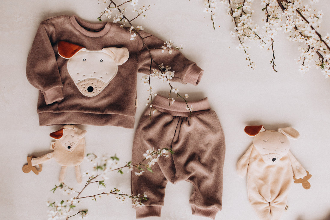 Pullover aus Bio Baumwolle mit Hund oder Schaf Motiv