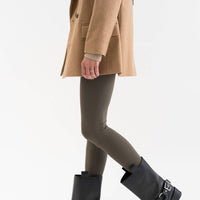 Olivgrüne Leggings – figurbetont & bequem