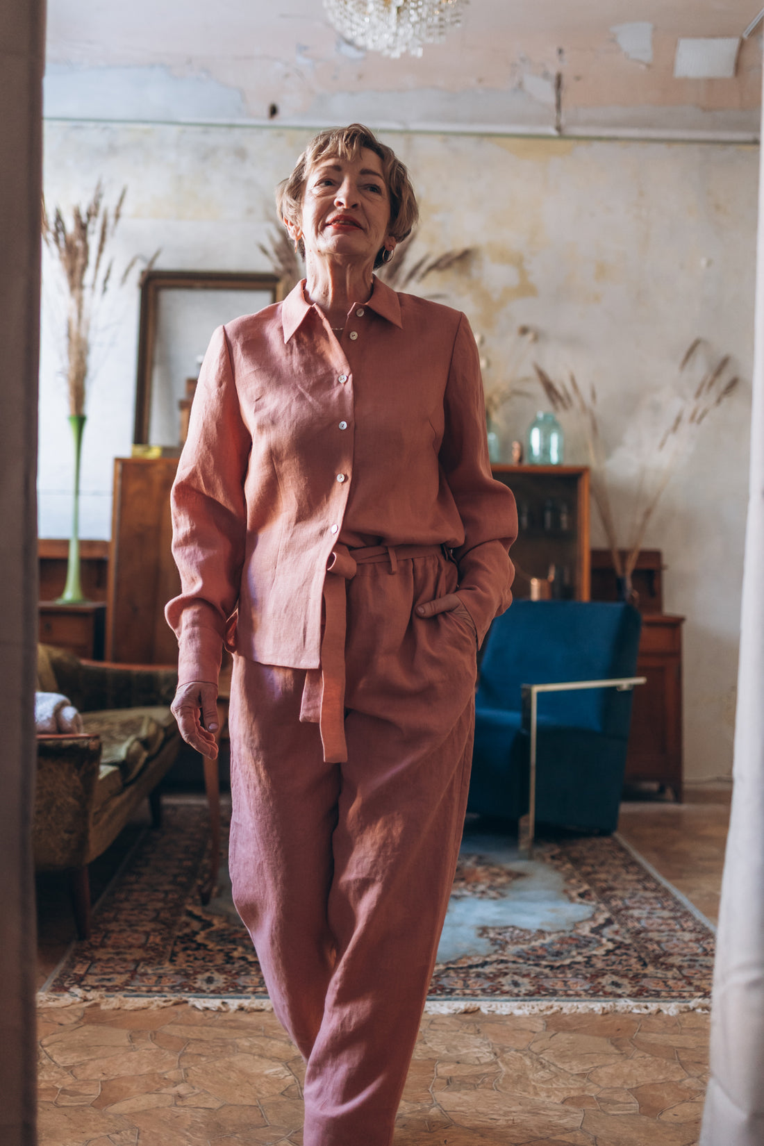 Klassische Hose mit Gürtel "Nora"