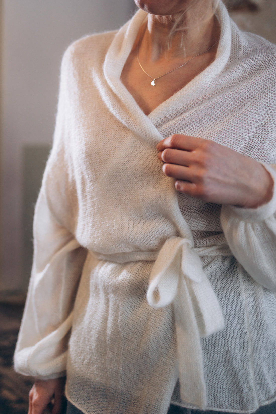 Kurze Weste mit breitem Ärmel