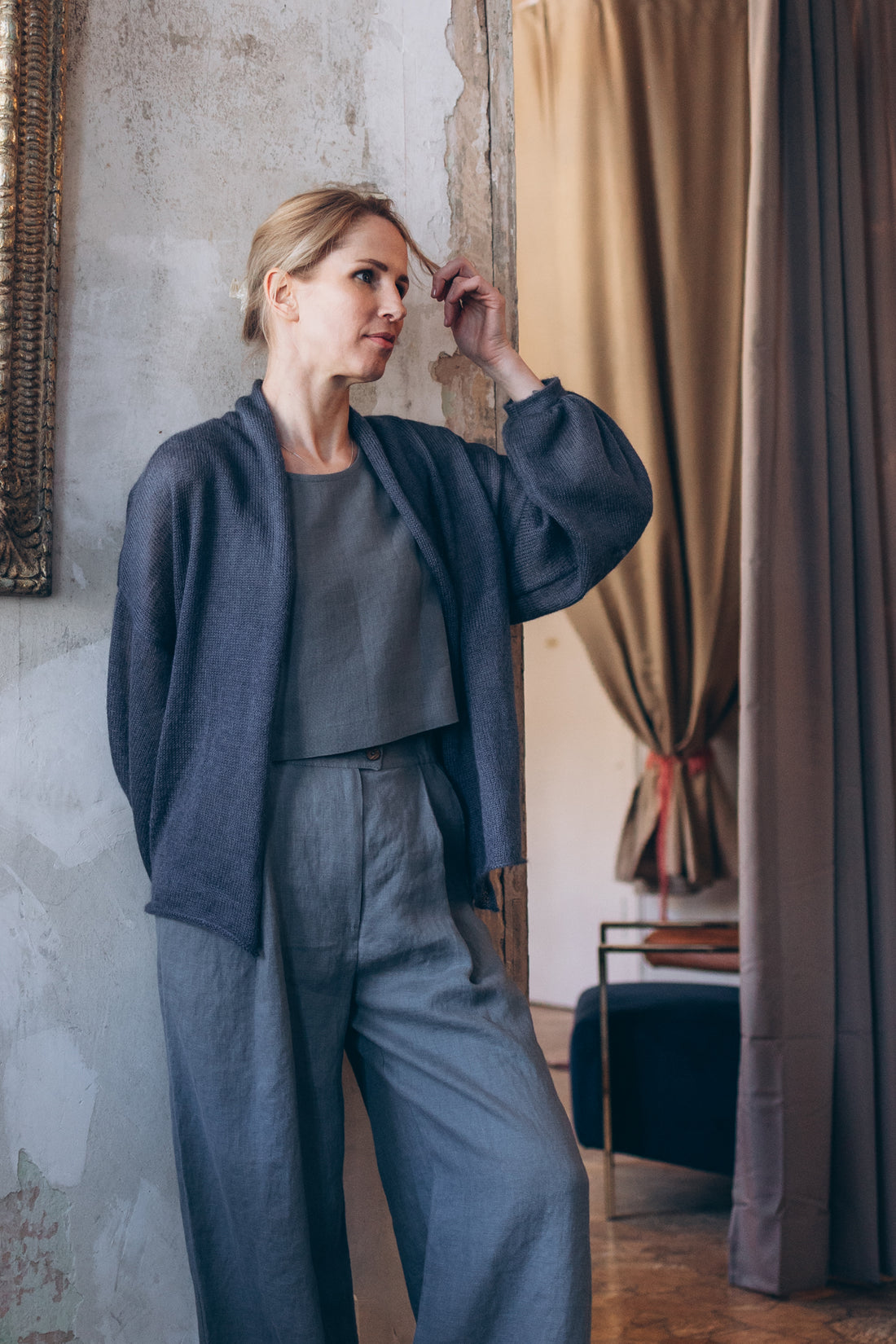 Kurze Weste mit breitem Ärmel