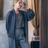 Kurze Weste mit breitem Ärmel