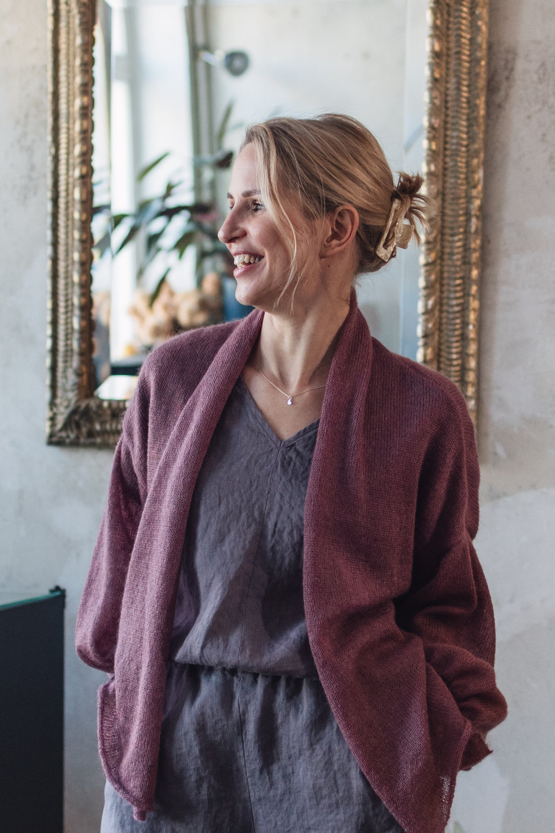 Kurze Weste mit breitem Ärmel