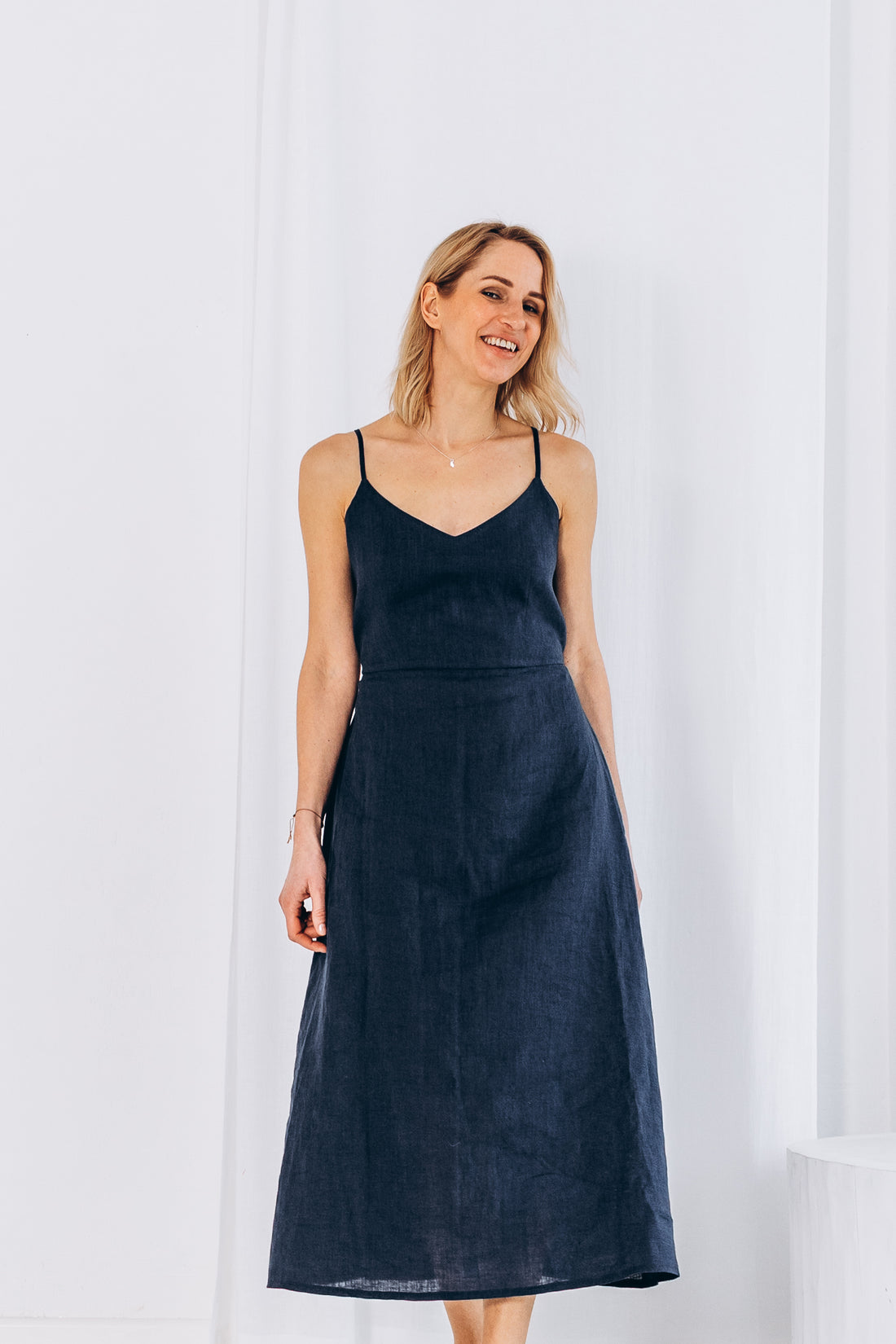 Sommerlicher Kleid aus Leinen "Liga"