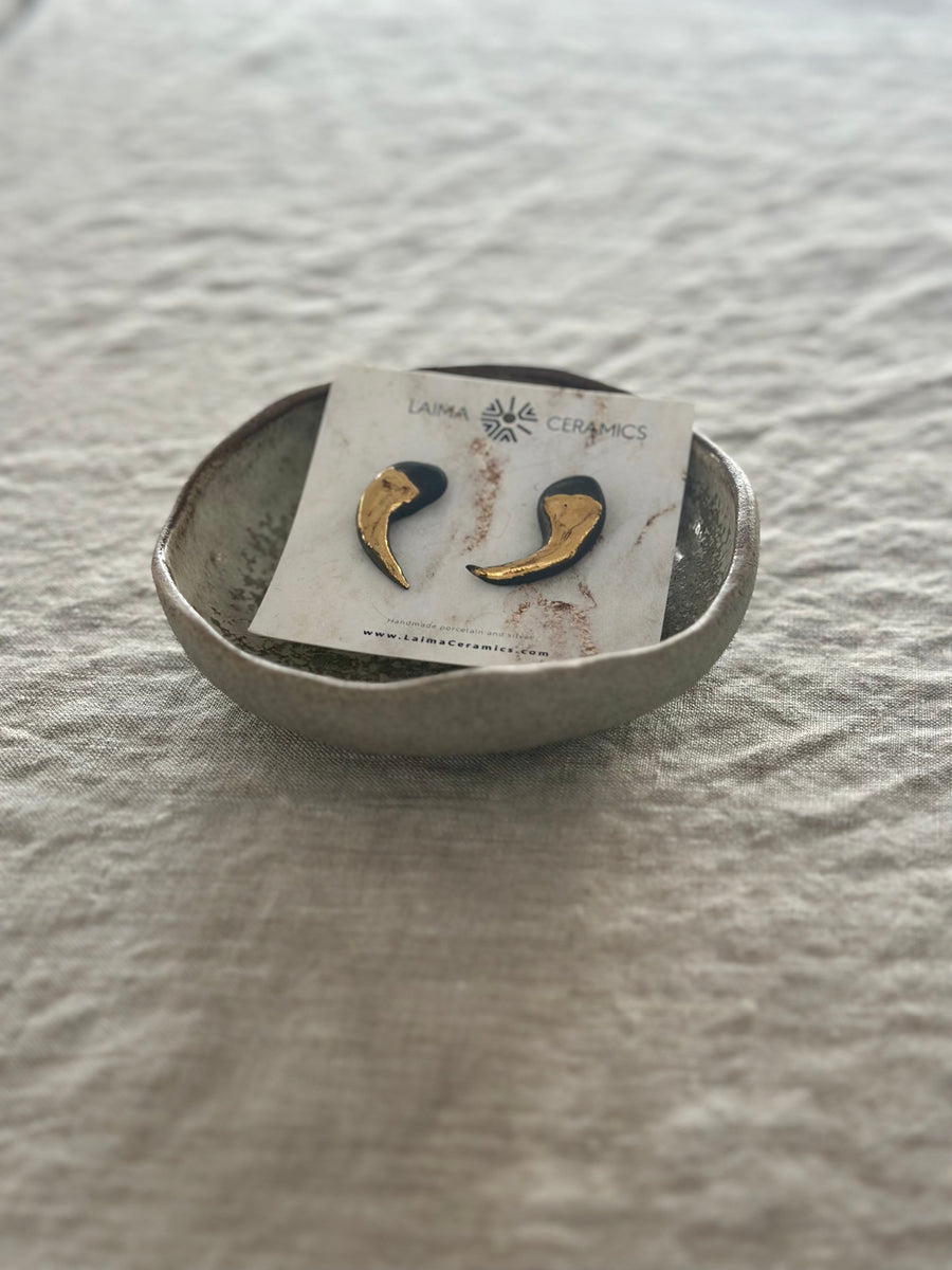 Handgefertigte Ohrringe aus Porzellan