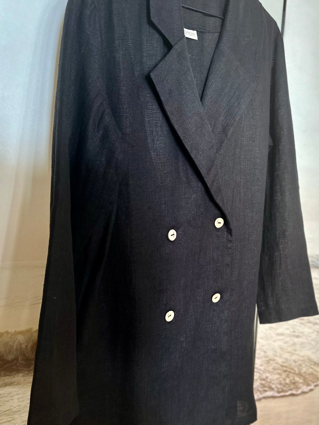 Klassischer Leinenblazer in Schwarz