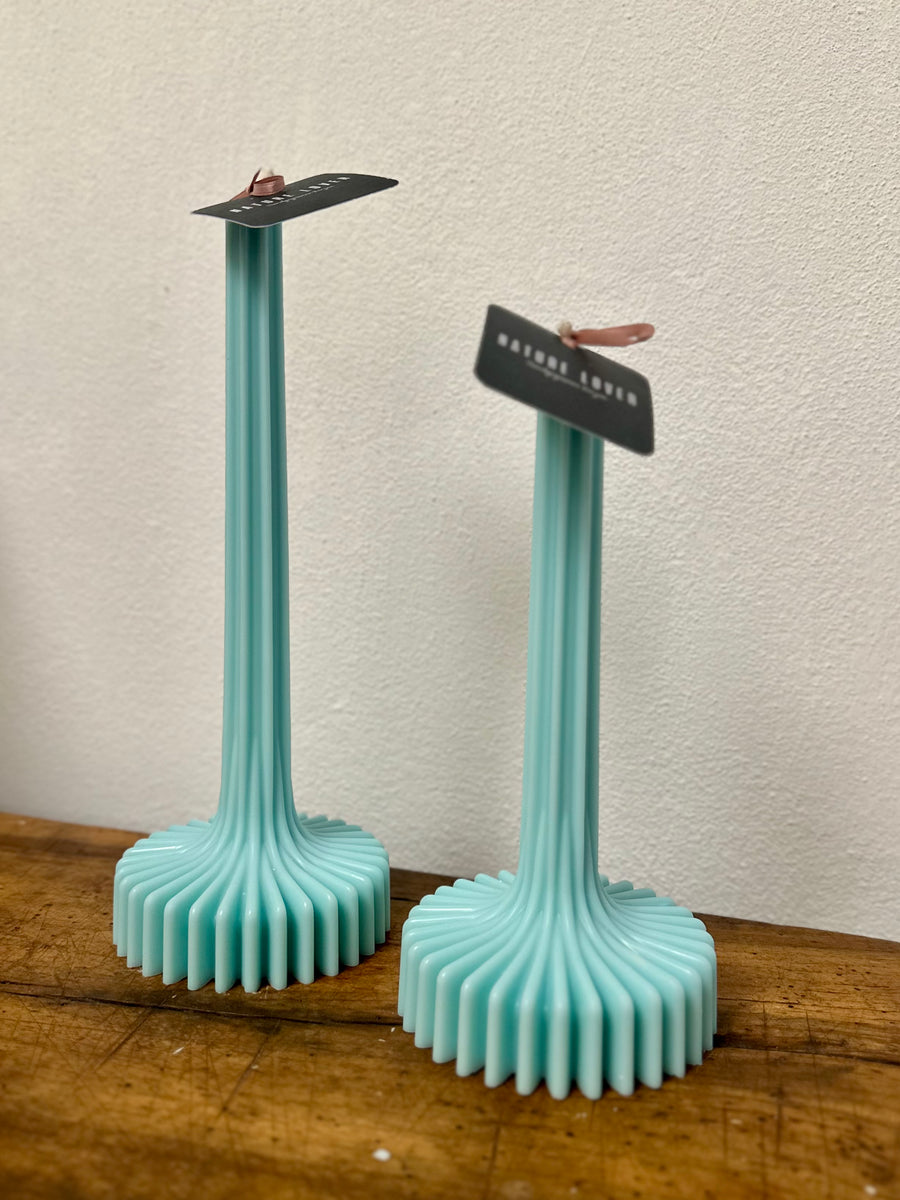 Geometrische Stabkerze aus Rapswachs