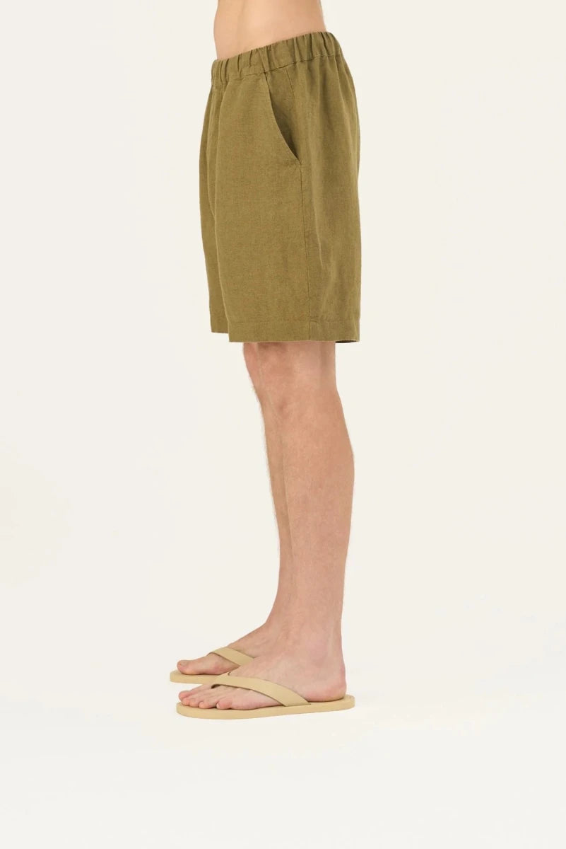 Amabilis Shorts in Khaki – Entspannter Sommerkomfort aus Leinen - The Baltic Shop