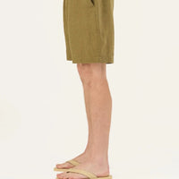 Amabilis Shorts in Khaki – Entspannter Sommerkomfort aus Leinen - The Baltic Shop