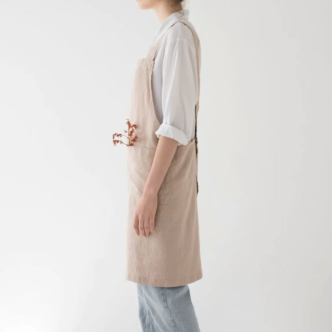 Crossback Latzschürze aus Leinen in viele Farben