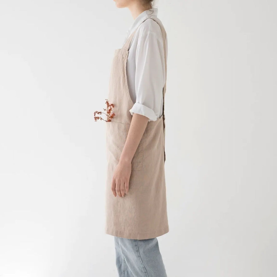 Crossback Latzschürze aus Leinen in viele Farben