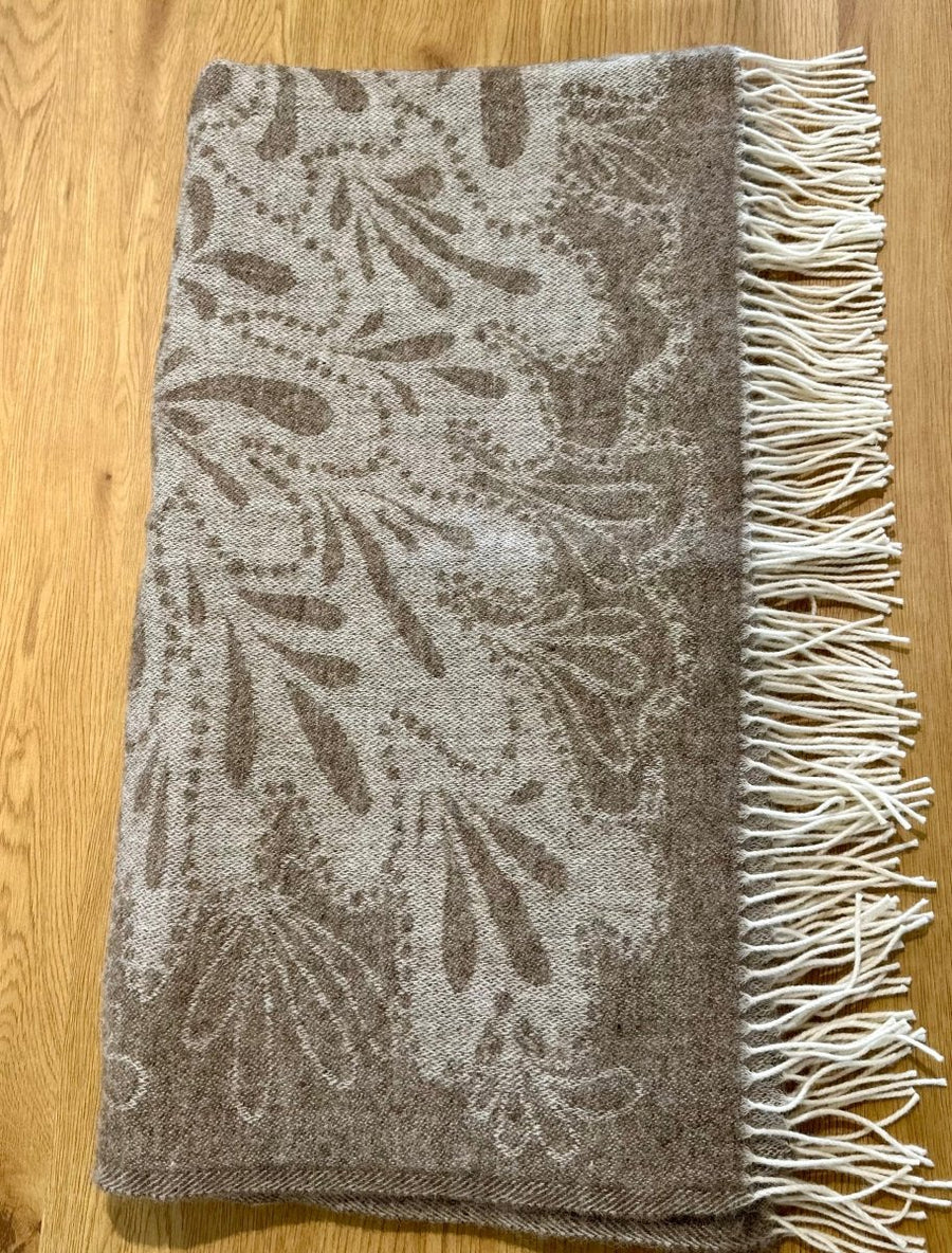 Decke aus 100% Wolle in viele Farben - The Baltic Shop