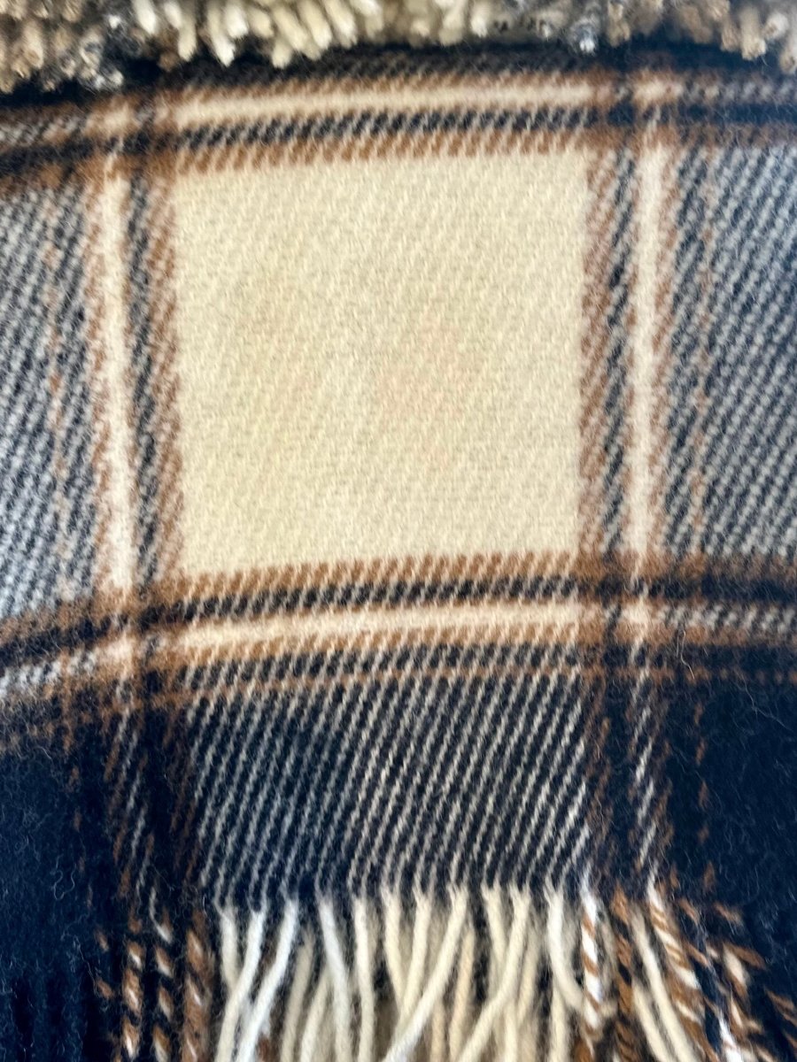 Decke aus 100% Wolle in viele Farben - The Baltic Shop