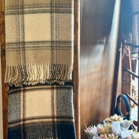 Decke aus 100% Wolle in viele Farben - The Baltic Shop