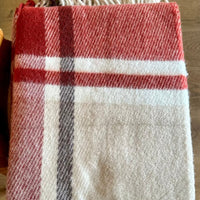 Decke aus 100% Wolle in viele Farben - The Baltic Shop