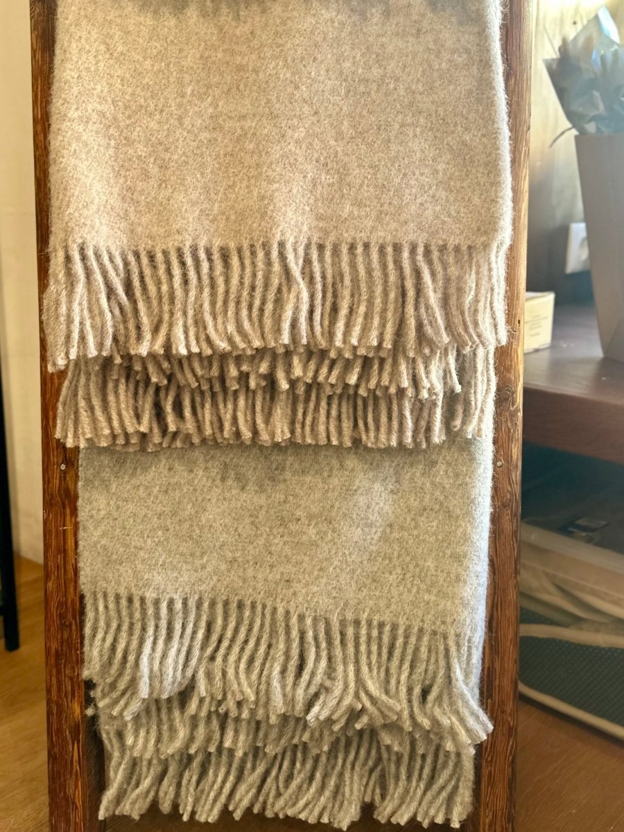 Decke aus 100% Wolle in viele Farben - The Baltic Shop