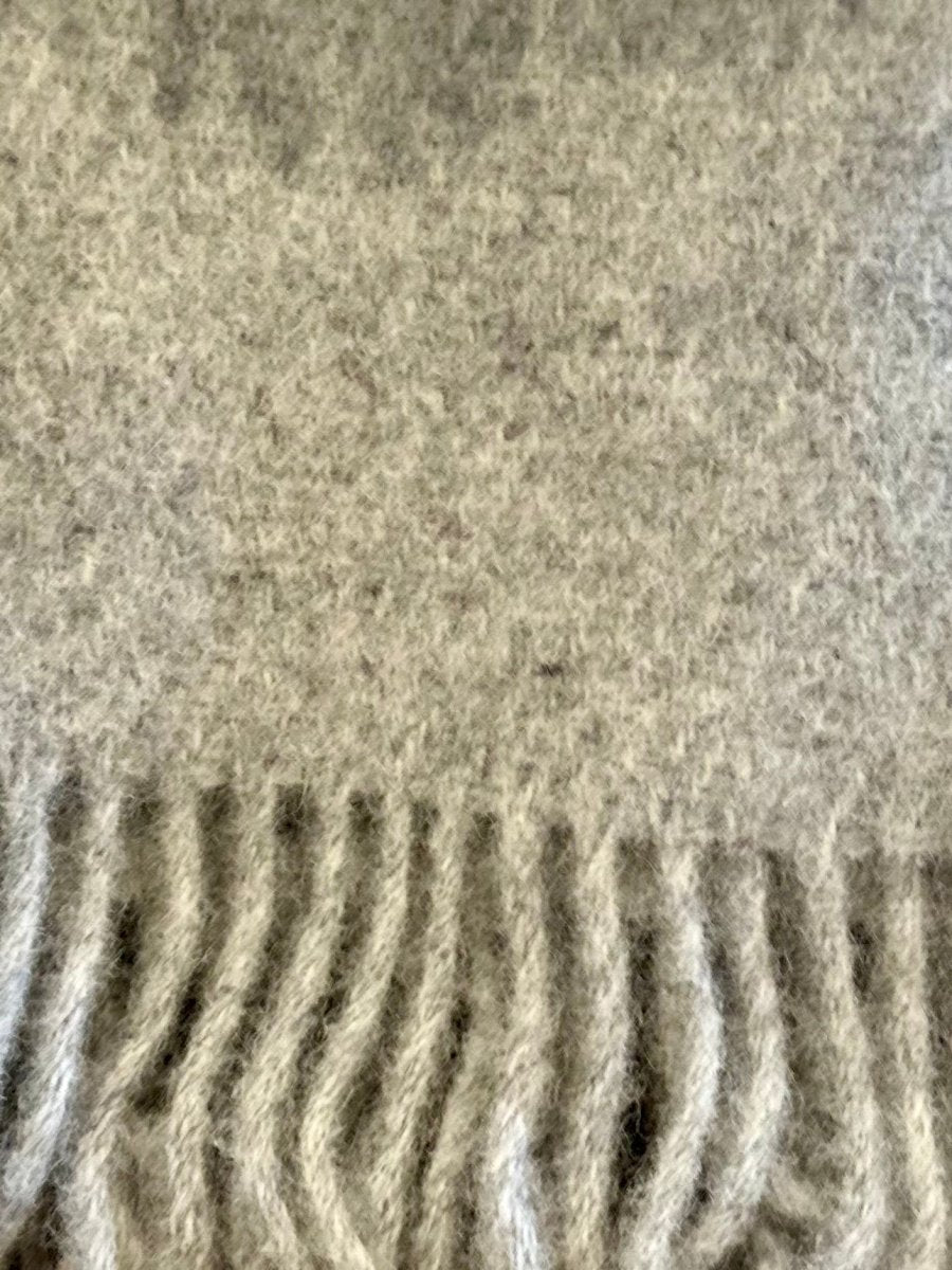 Decke aus 100% Wolle in viele Farben - The Baltic Shop