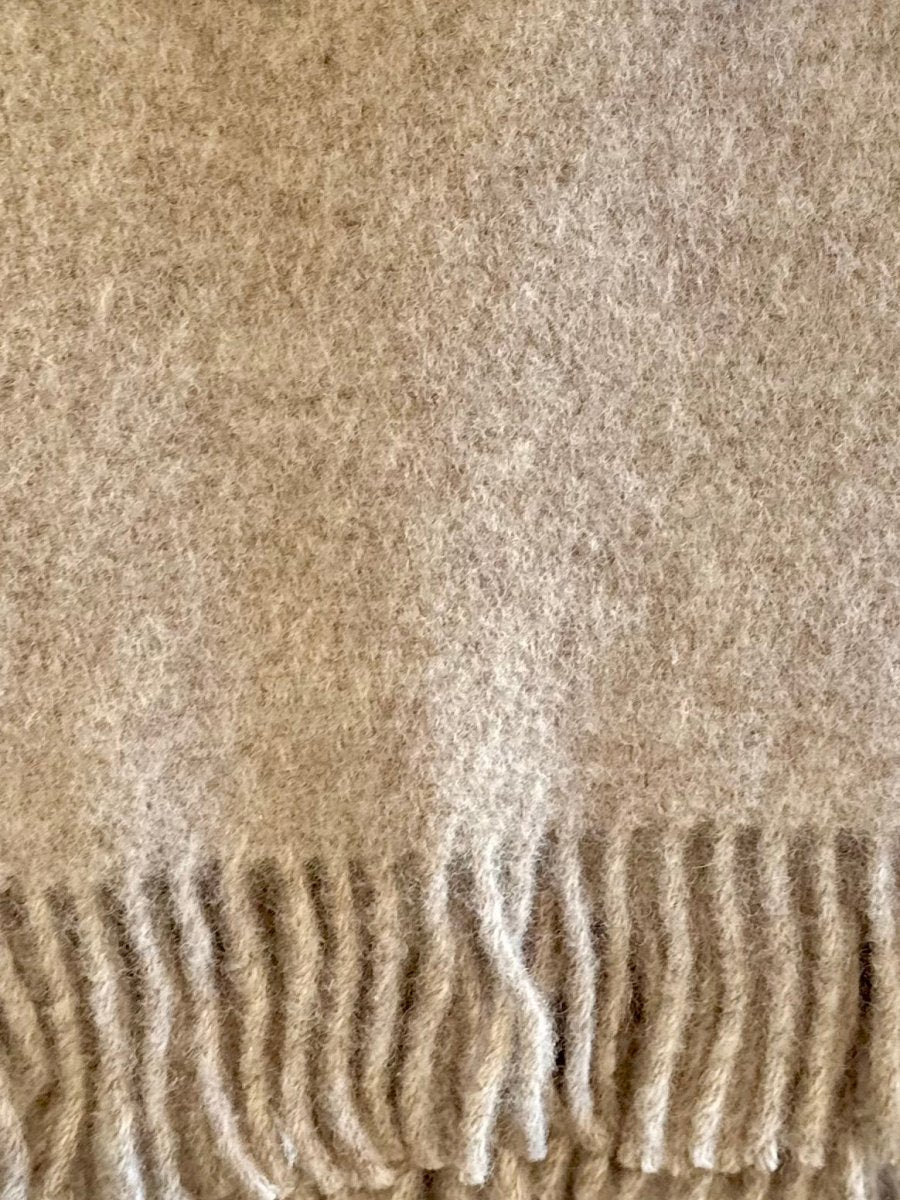 Decke aus 100% Wolle in viele Farben - The Baltic Shop