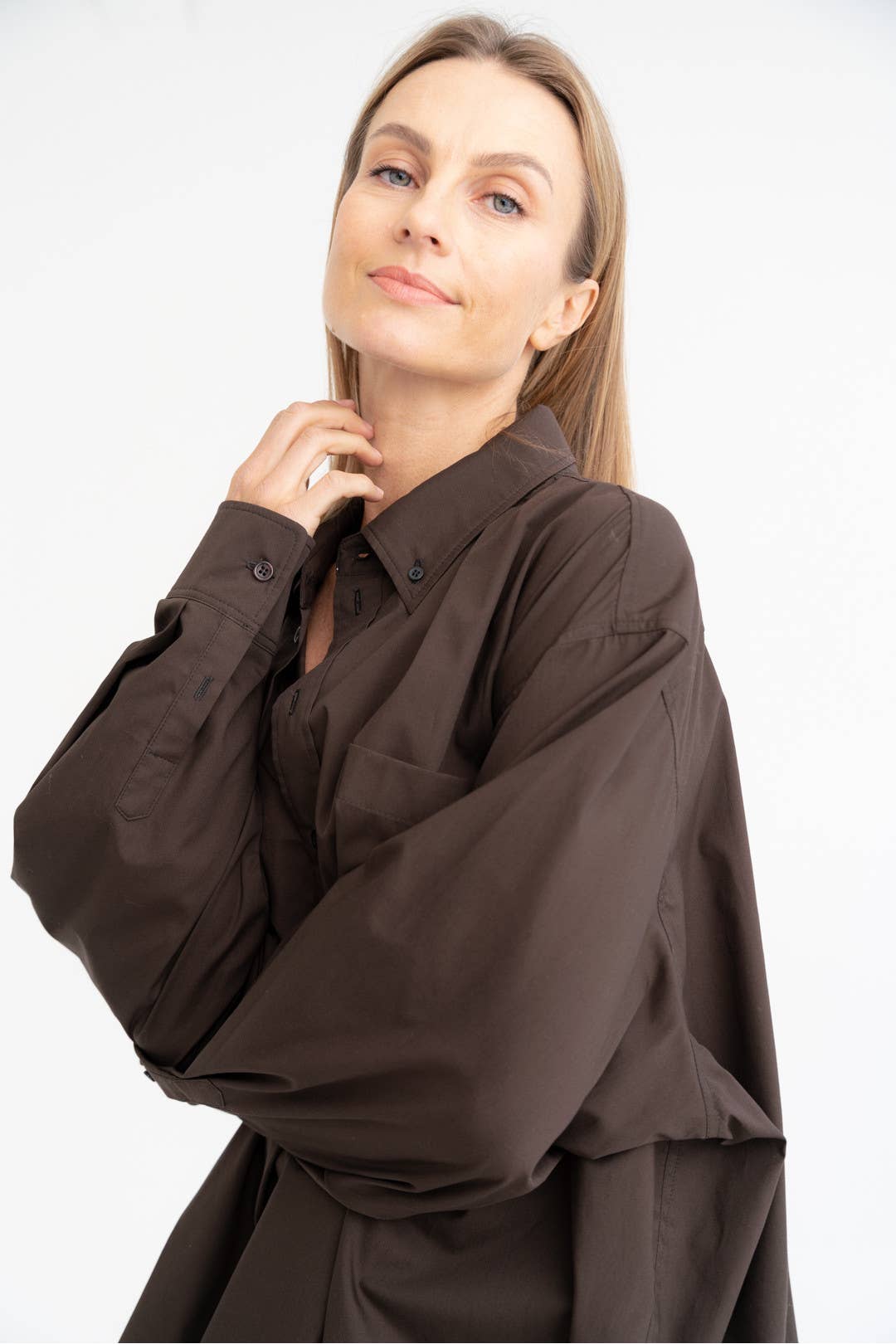 Oversized Hemd aus 100 % Baumwolle – Schokoladenbraun